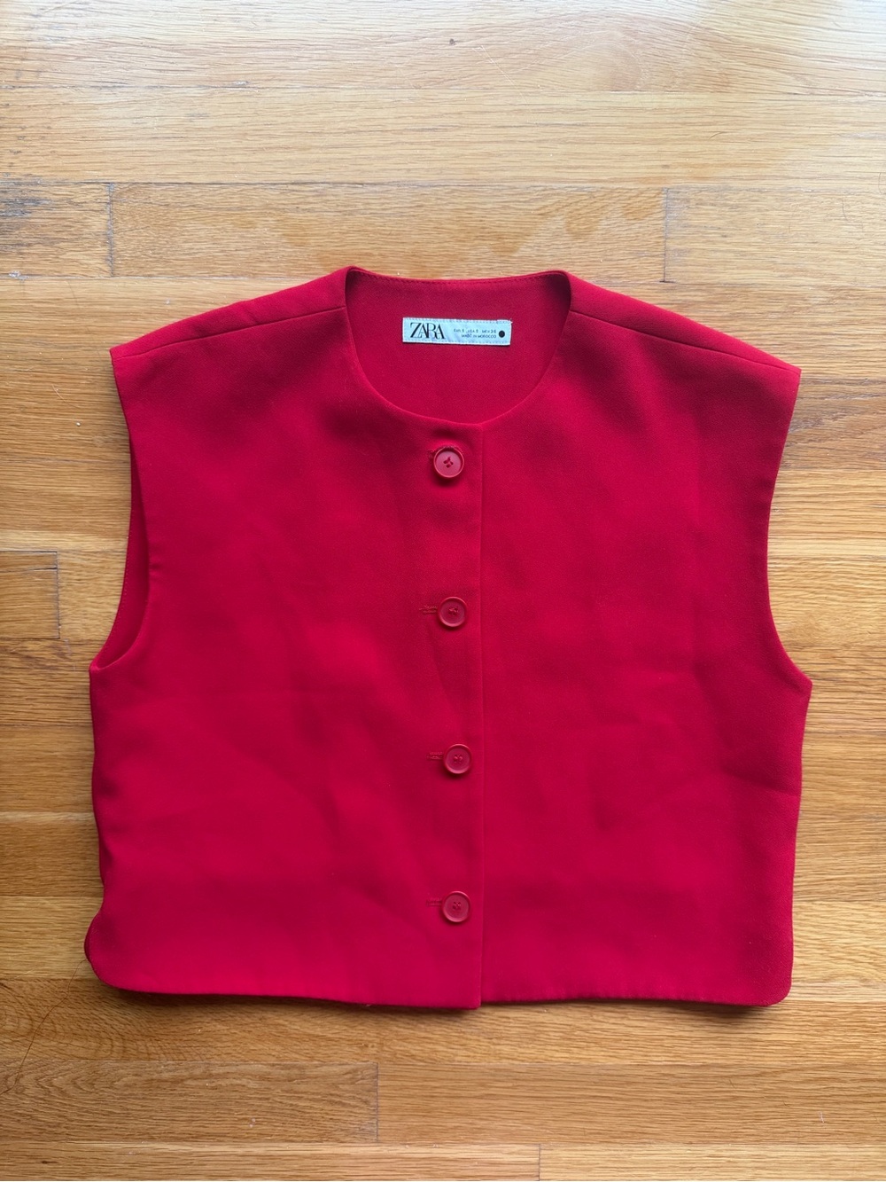 Zara Red Sleeveless Button-Front Vest/Top - Size Small